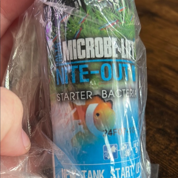 Blue Fish Tank Cleaner for Effective Maintenance - Picture 1 of 1